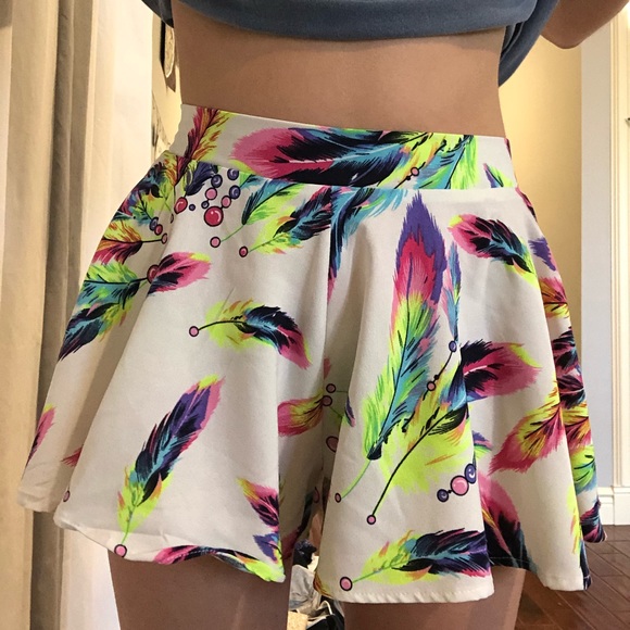 Feather skort - Picture 6 of 6